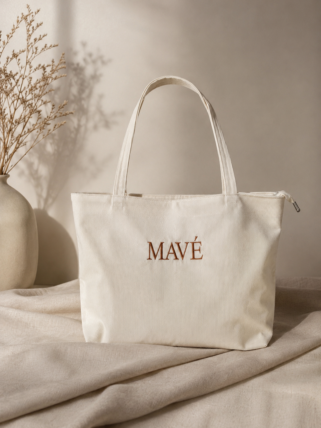 MAVÉ Tote bag
